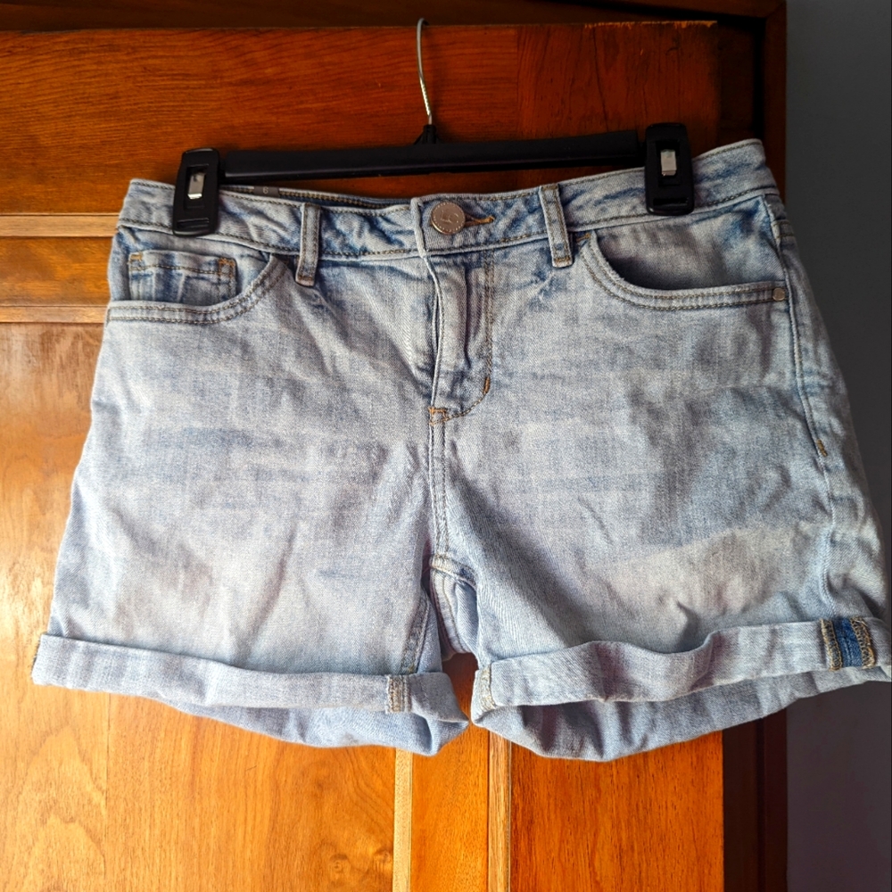 Lauren Conrad Size 6 Jean Shorts